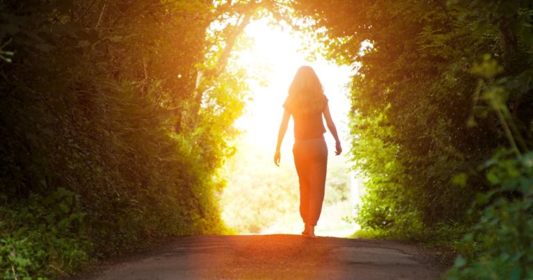 苦しみと歩いて行こう