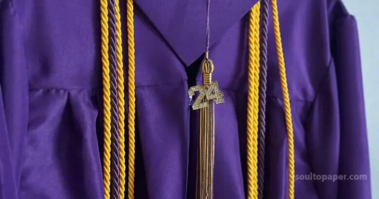 アメリカの高校の卒業式